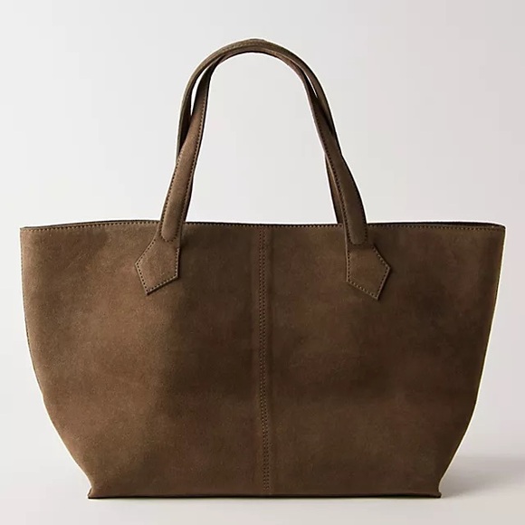 Free People Handbags - NWT new free people Avery east west suede tote bag chocolate brown